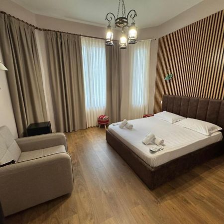 Oda Garden Boutique Hotel Tiranë Ngoại thất bức ảnh