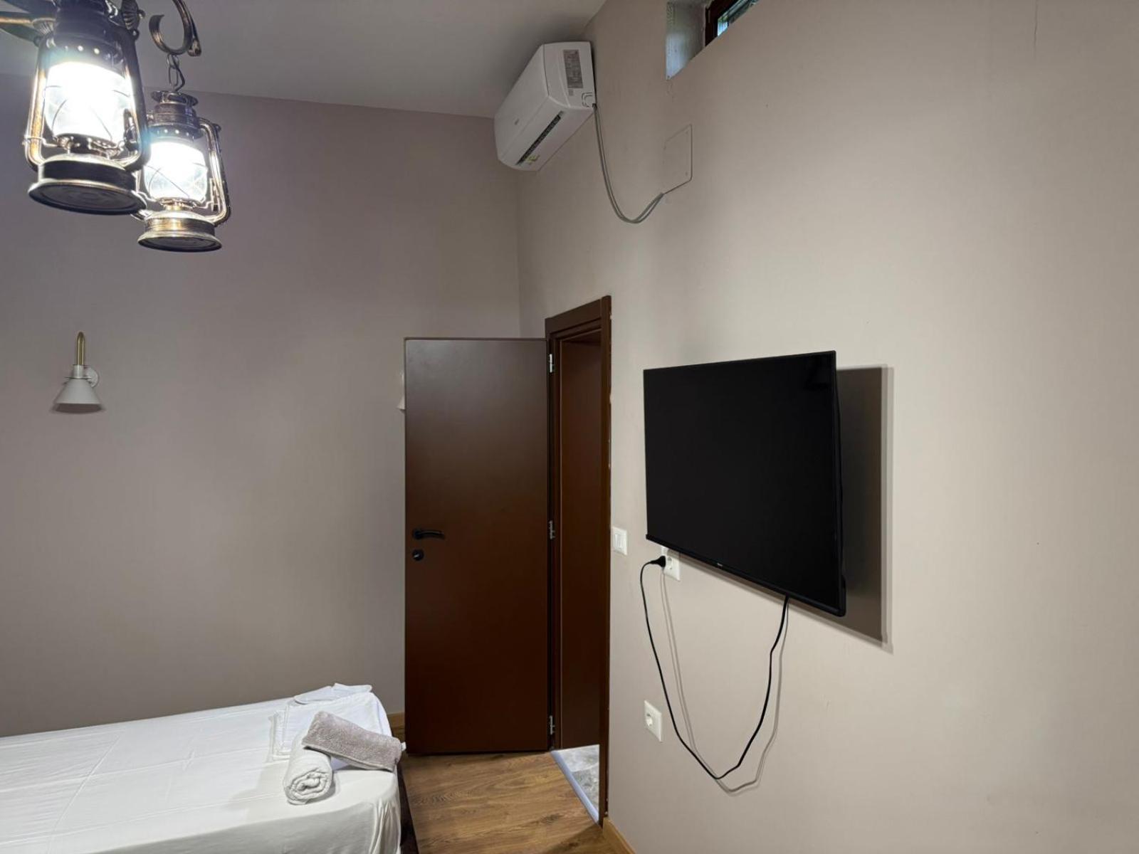 Oda Garden Boutique Hotel Tiranë Ngoại thất bức ảnh