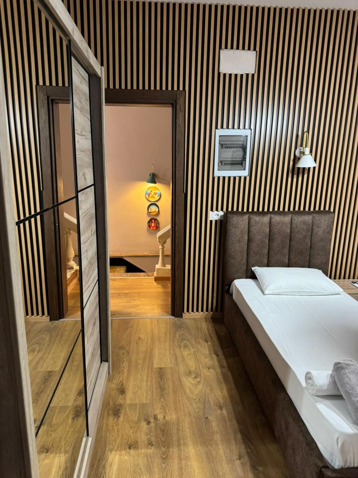 Oda Garden Boutique Hotel Tiranë Ngoại thất bức ảnh